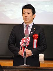 重徳和彦の写真